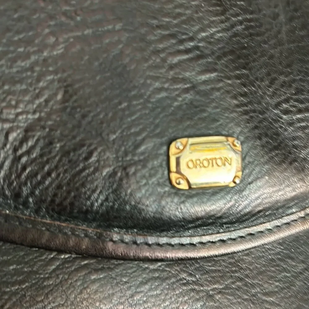 Oroton vintage black leather Crossbody bag